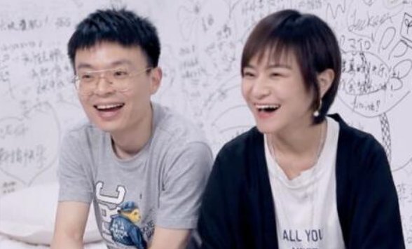思文离婚真实原因是什么？