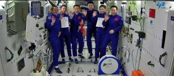 已撤离空间站!神舟十四号快速返回,相比神十二缩短19小时