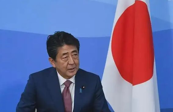 枪击安倍者罪名被改为杀人嫌疑，这其中的原因是什么？