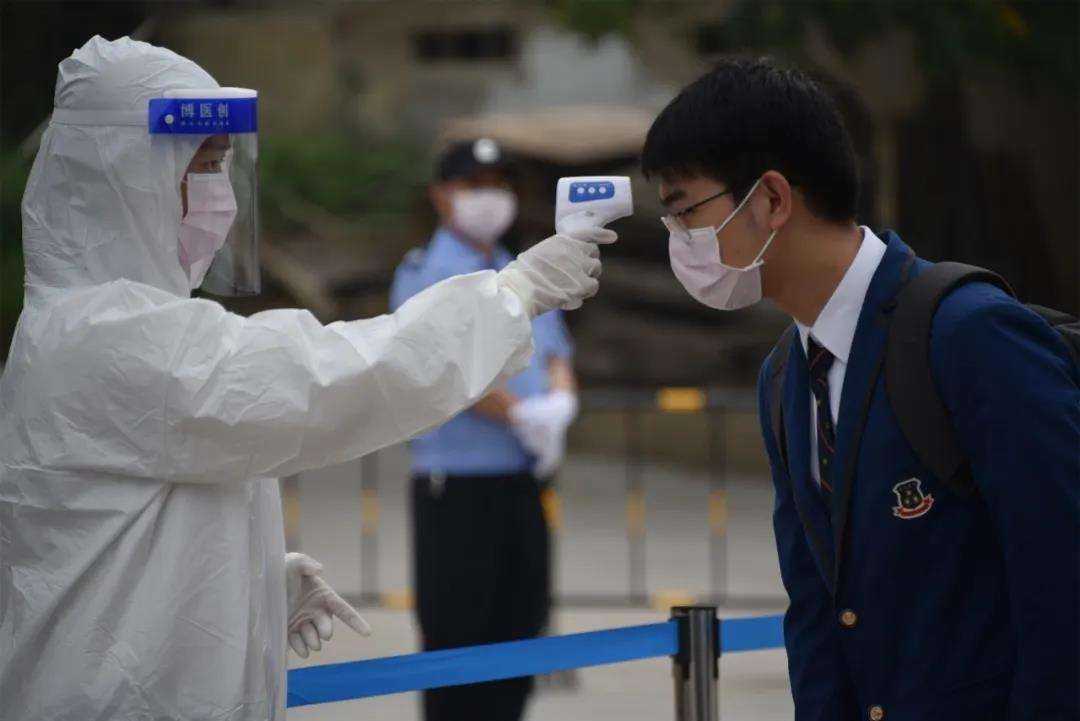 辽宁农业职业技术学院8天内309人感染,为何感染速度如此之快?
