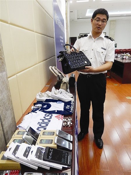 外贸村几十元买假世界名牌,假名牌的购买主力主要都是哪些?