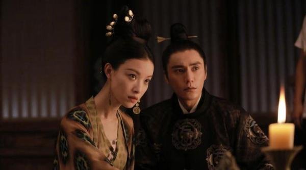 倪妮被曝深夜乘陈坤座驾，聚餐后直奔陈坤小区，频传绯闻要成真？