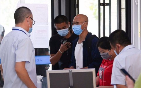 人大代表:健康码应归国家统一管理,实现统一管理有哪些难度?