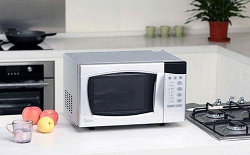 微波炉可以热水吗？
