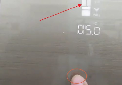 美菱冰箱触摸屏怎样调温度？