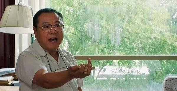 因为国企高管牵手门要封杀街拍?成都太古里街拍比窦娥还冤