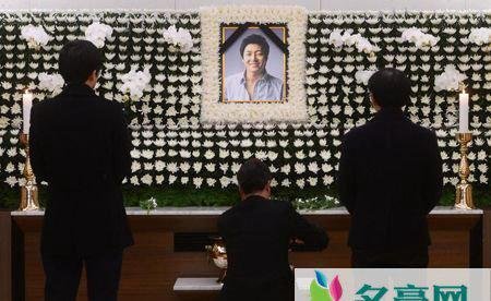 韩国两个金智勋个人资料简历 自杀的是哪个金智勋