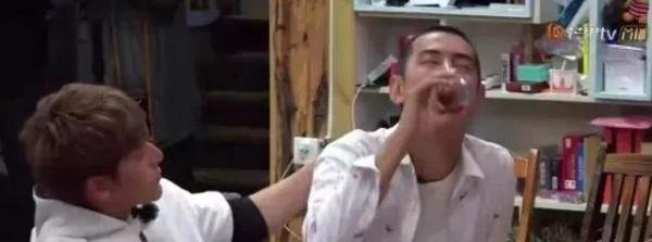 纪凌尘阚清子分手:小心那个只会甜言蜜语的男生。