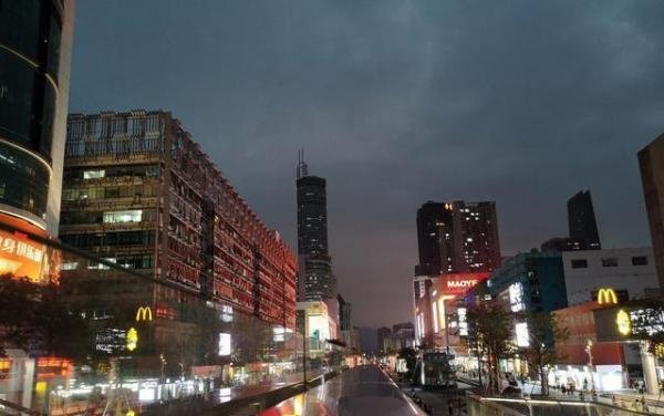 又一富豪沦为街头舞者!陈金凌与华强北到底错在哪?
