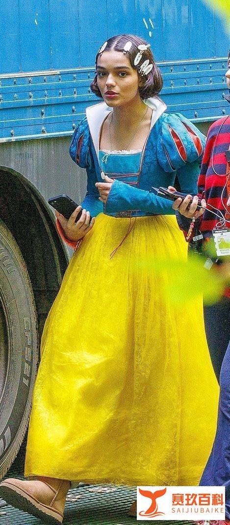 真人版《白雪公主》电影定妆照曝光，“坏皇后”就是嫉妒她的美貌