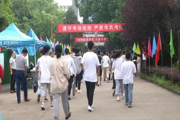 深圳高中园2023预估分数线是多少？