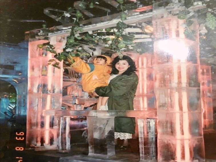 毛晓彤父亲的现状是什么？