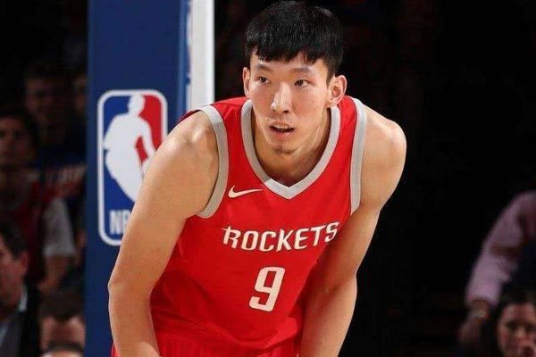 周琦为什么被火箭队裁掉 他犯了什么错做了什么事