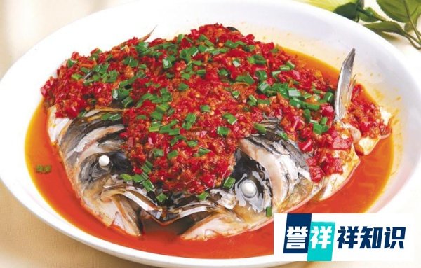 湘菜经典，世界上最大的剁椒鱼头你尝了吗？