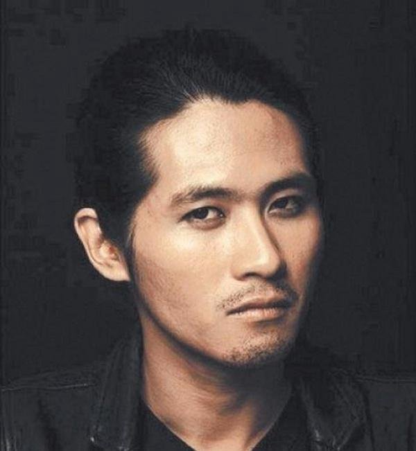 韩寒获得超跑冠军:作家、导演和赛车手,这才是“飞驰人生”