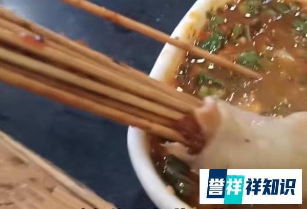 一个鸡爪插14根签子?商家回应