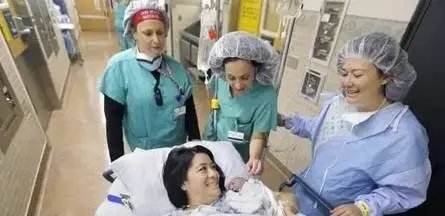 连生四女25岁宝妈第五胎产下了男孩!会给女性身体带来多大的伤害?