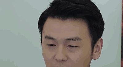 雷佳音被问到为什么不去看易烊千玺电影时的回答把我笑哭了！