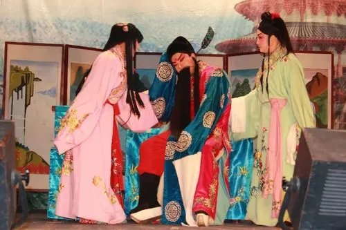 窦娥冤是什么体裁