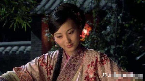 《女版水浒1930》剧情介绍