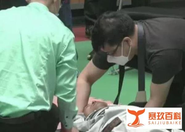 太极大师马保国30秒被KO:毁掉一个人最简单的方式,就是把他捧杀