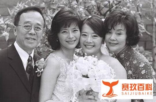 “影后”归亚蕾,与初恋老公携手56年,2个女儿嫁外国人很幸福