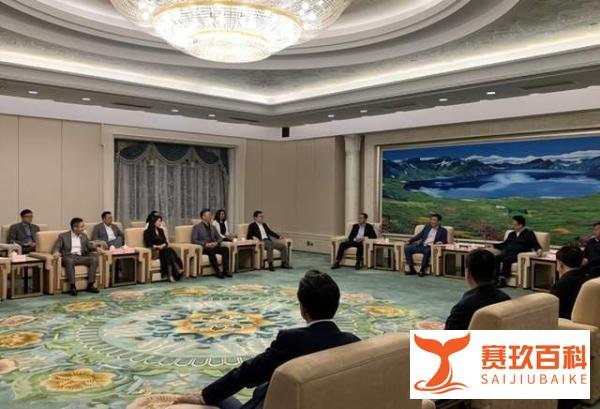 景俊海、韩俊会见世界中小企业协会荣誉主席林卓延