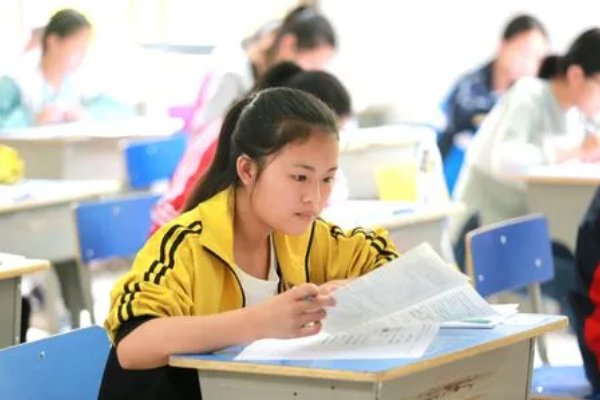 2023年各地中考时间湖北