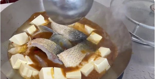 鲜鱼怎么炖好吃?