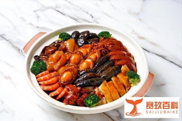 揭秘“一带一路”晚宴吃什么，9道菜，3种国产酒，餐桌布置用心了