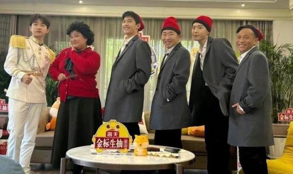 青春环游记3官宣定档11月6日,青环列车出发咯!