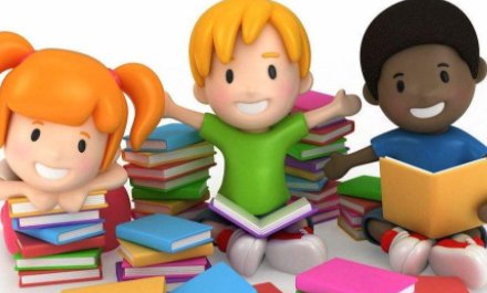 深圳中小学拟延后两小时放学，这么做的原因是什么？