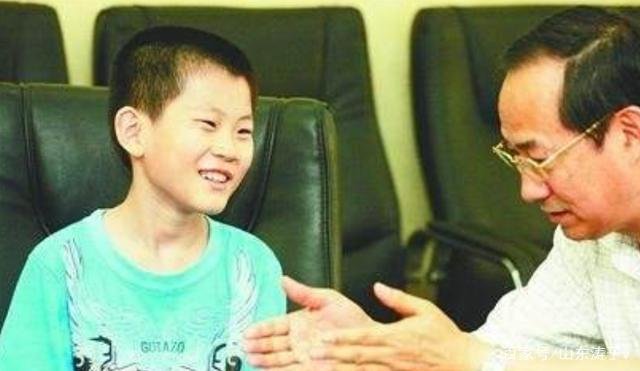 神童苏刘溢:3天读完小学、10岁考上大学,现如今他成就如何?