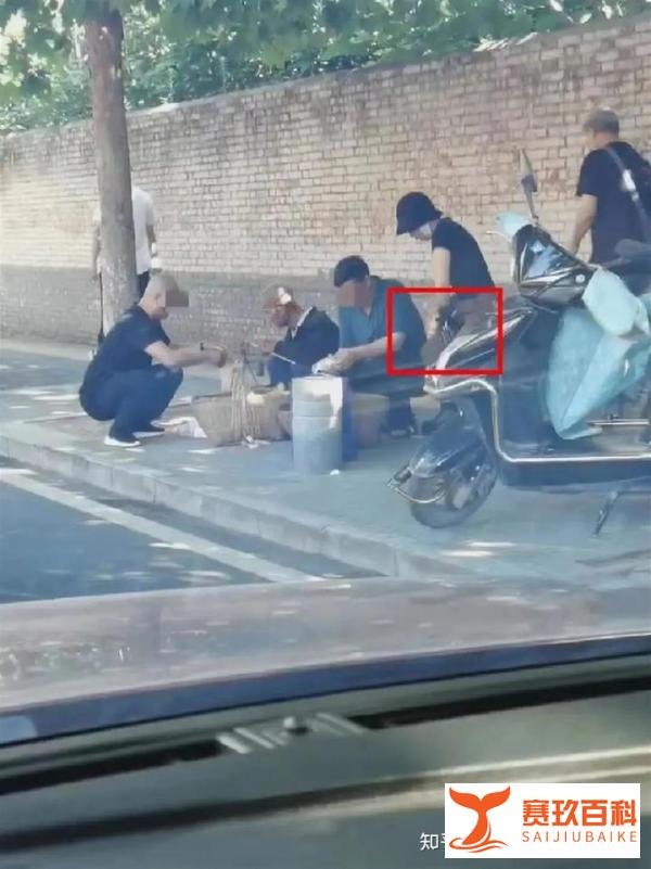 全网“通缉”的西安女子被抓：你欺负底层人的样子，真丑陋！