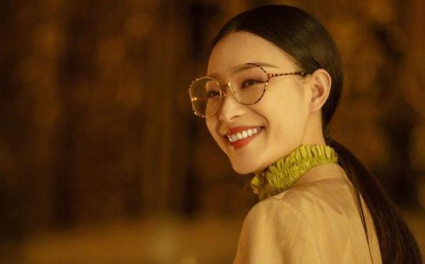 倪妮被曝深夜乘陈坤座驾，聚餐后直奔陈坤小区，频传绯闻要成真？