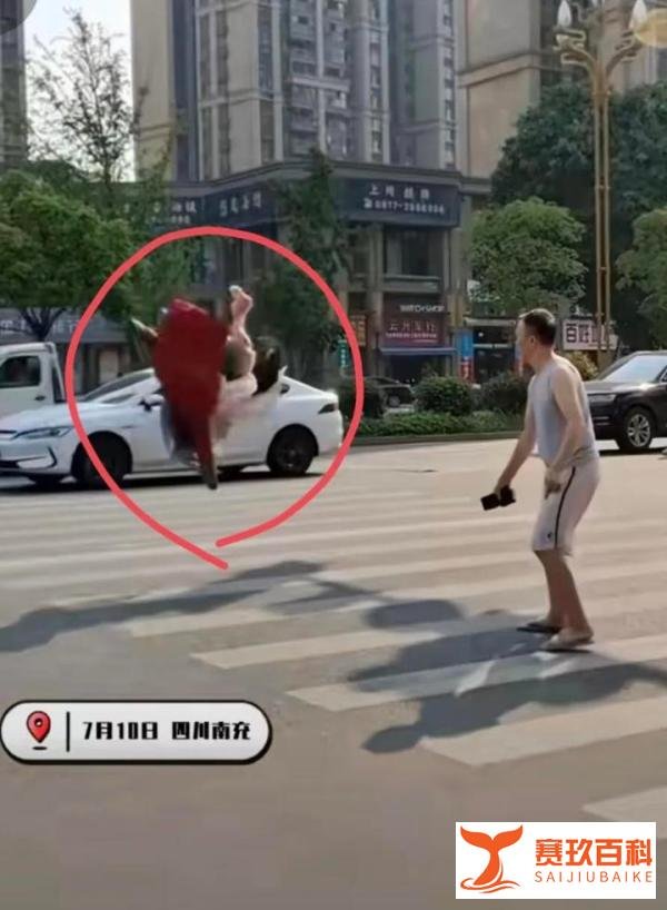 匪夷所思!四川一爷爷将刚满月双胞胎女婴扔在街头,引发众愤