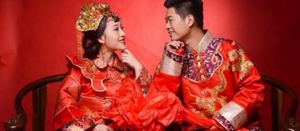47岁伊能静二胎产女，看到照片后，网友：高龄产妇不容易！