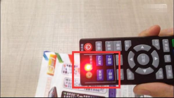 机顶盒万能遥控器怎么学习?