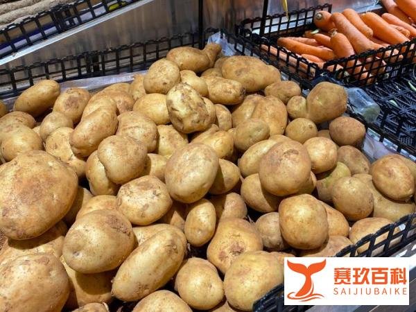 进1块2土豆卖2元,被指哄抬物价罚30万,算不算过分?网友吵翻天