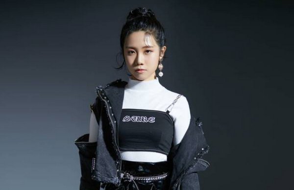 黄子韬成立了什么公司?
