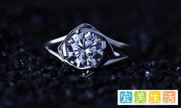 1克拉钻戒多少钱？价格是高是低，得看这3个方面