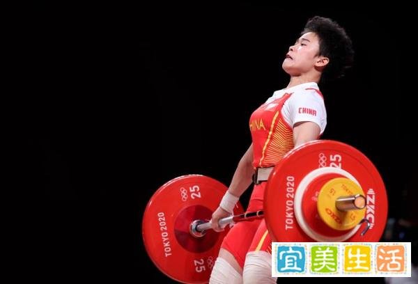 东京奥运会，中国代表团斩获6金1银4铜，霸榜奥运会金牌榜。