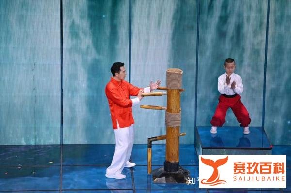 甄子丹吴京春晚同台 时隔16年上演经典对决