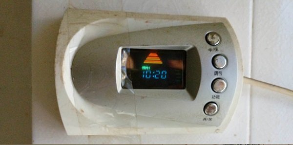 阿里斯顿热水器这几个标志都是什么意思啊