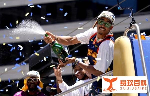值吗?普尔预计得到一份4年1亿美元合同