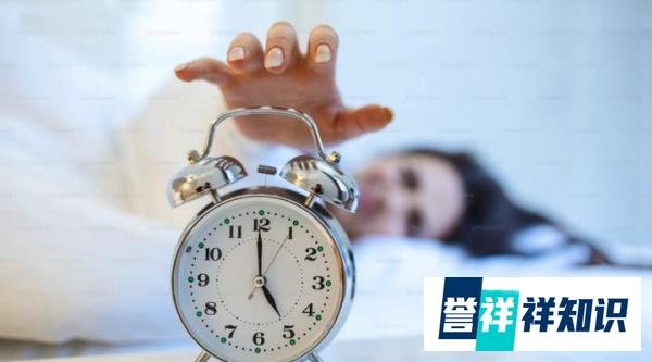 8小时睡眠论竟是“骗局”？现代人到底应该怎么睡觉？