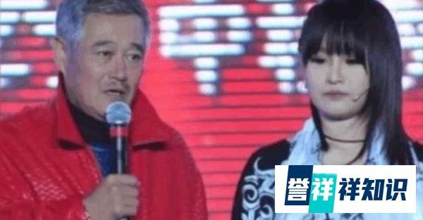 赵本山女儿直播承认整容, 网友们为何纷纷为球球点赞?
