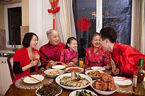 胡锡进称不要轻易要求“就地过年”,具体是什么情况?