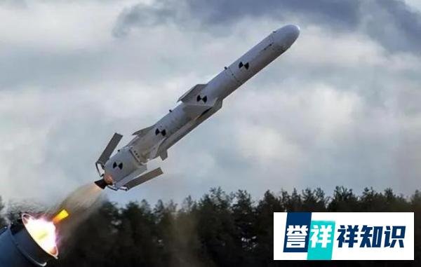 空军基地遇袭,500枚集束弹砸下,损失33架战机,4000人丧命
