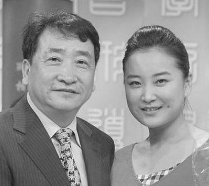 贾玲和姜昆两人长得很像,贾玲被传是姜昆的“私生女”,贾玲是如何回应的?